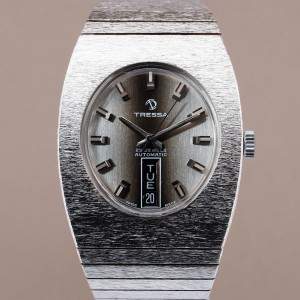 Tressa - Vintage Automatic "Frosted" Textured Case Ref. 655
