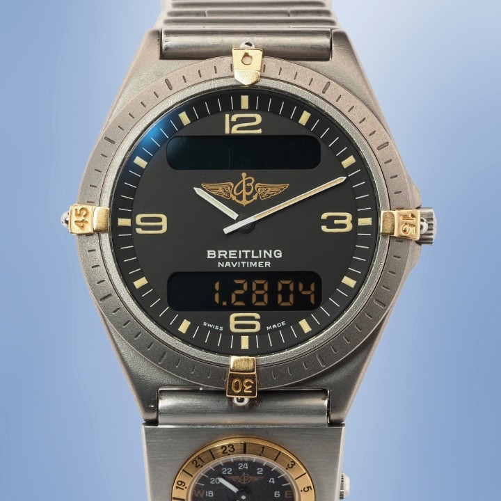 Breitling - Navitimer Aerospace Titanium and Link Watch Ref. 80360 et Ref. 81500