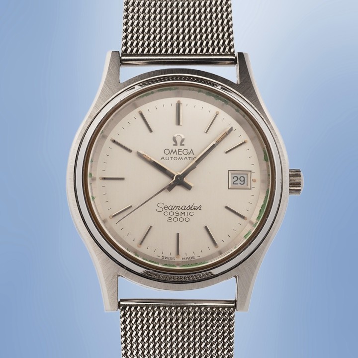 Omega - Seamaster Cosmic 2000 Automatic Date with original box, never worn