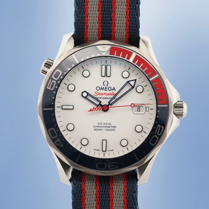 Omega - Seamaster Diver 300 M James Bond 007 Commander's Watch Full Set Circa 2017 Ref. 212.32.41.20.04.001