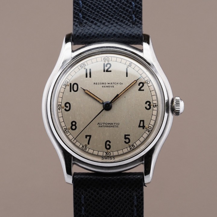 Record Watch Co. - Vintage Automatic Antimagnetic Bumper Cal. 162 Circa 1947