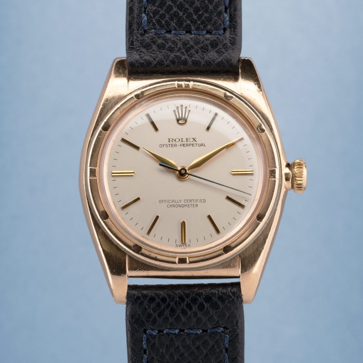 Rolex - Bubble back Ref. 5015 or 9k gold