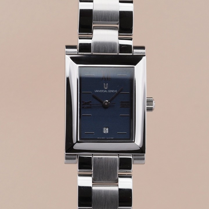 Universal Genève - Cintrée Curvex Circa 1990 Ref. 844.625