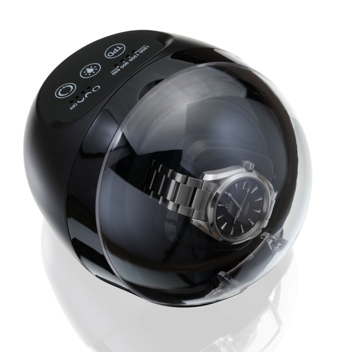 Watch winder for one watch