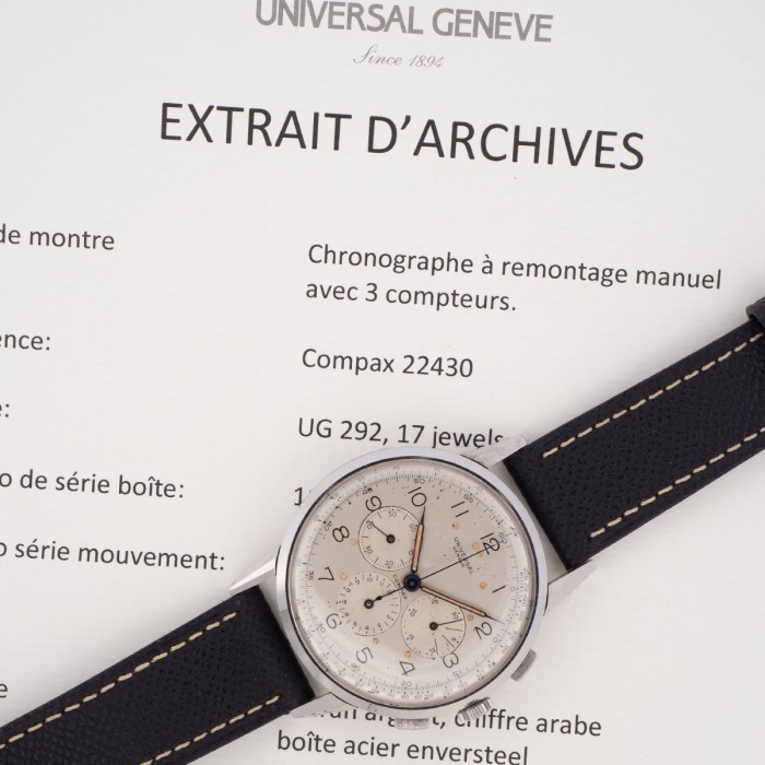 Universal Genève - Compax Oversize Ref. 22430 with extracts of archives