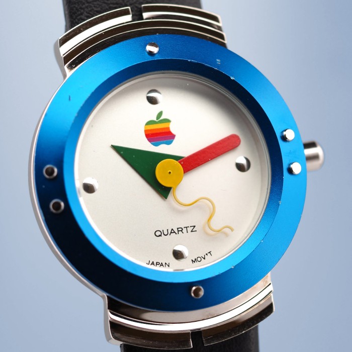 Apple - Macintosh 7.5 watch from 1995