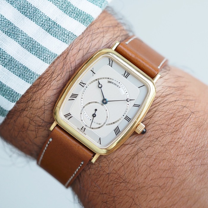 Breguet - Héritage Tonneau 18k Yellow Gold Vintage Circa 1990 Ref. 3490