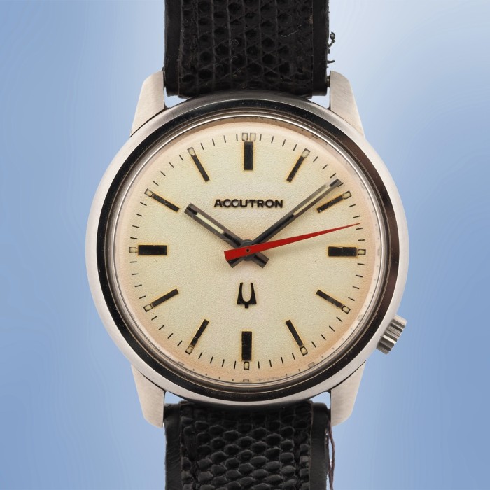 Bulova - Accutron Vintage Circa 1971 Rare ! Original Box, Bracelet and Buckle