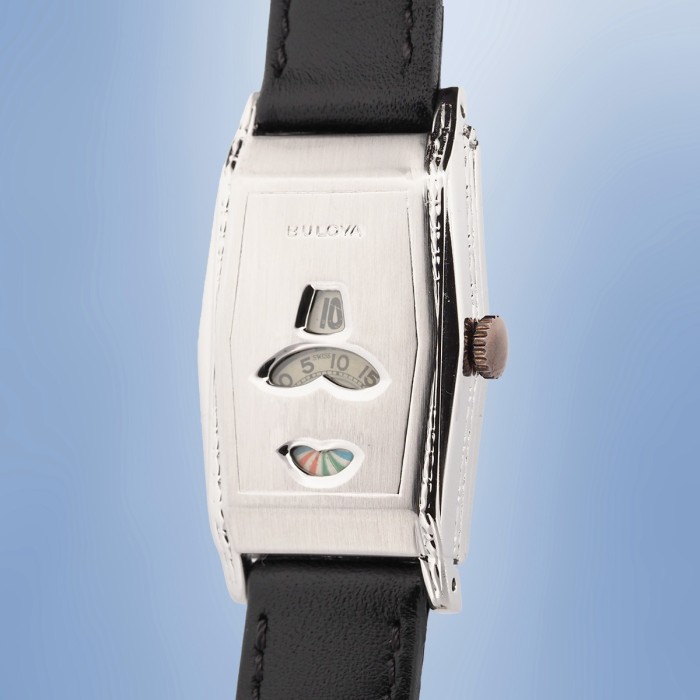 Bulova - Vintage Jumping Hour Chromed Steel Manual 23x43mm Circa 1970 