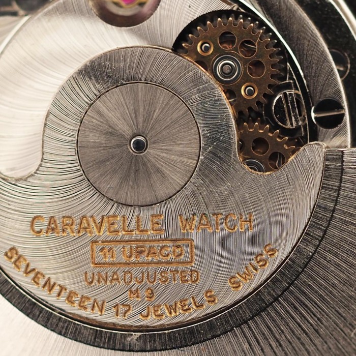 Caravelle Watch Division Bulova Watch Co - Vintage Sea Hunter Diver Ref. 665-1