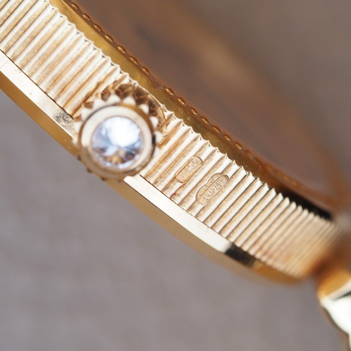 Corum - Unique "His & Hers" set with 18k Yellow Gold Necklace