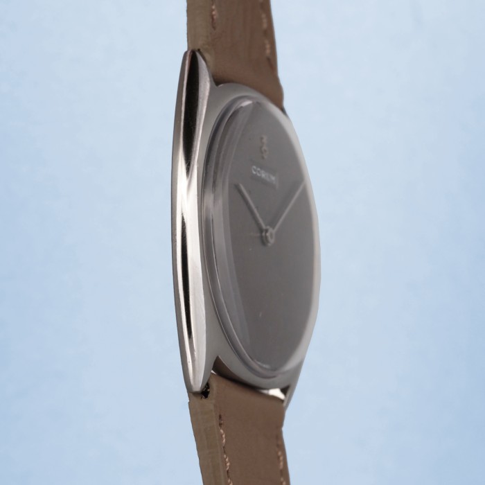 Corum - Vintage with structured dial Ref. 57 169 20
