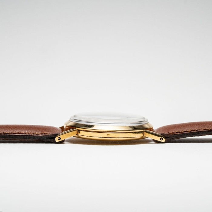 Universal Genève - 18k Yellow Gold Ref. 112130