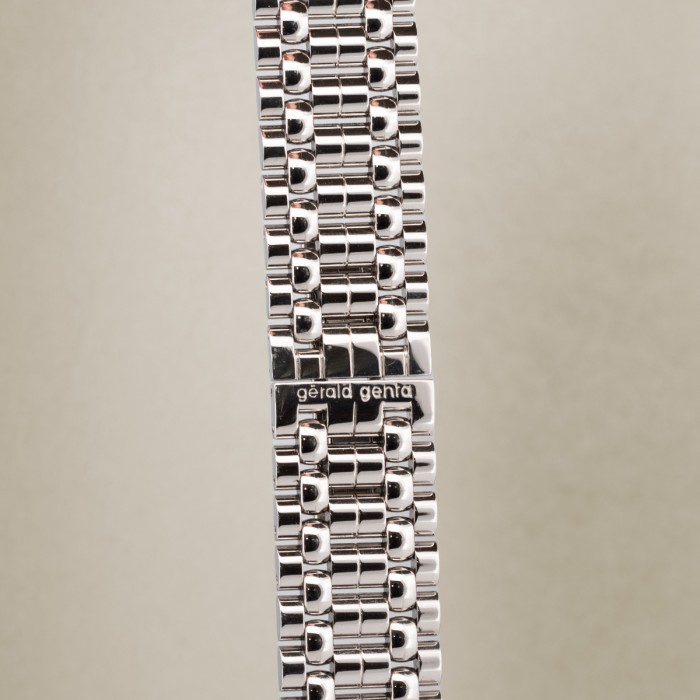 Gerald Genta - Retro Solo Ref. RS0.M.10 with original steel bracelet