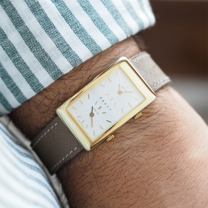 Chopard - Retailed by Graff Two Time Zone 18k Yellow Gold Quartz Circa 1990 Ref. 2240