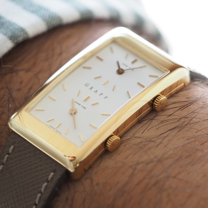 Chopard - Retailed by Graff Two Time Zone 18k Yellow Gold Quartz Circa 1990 Ref. 2240
