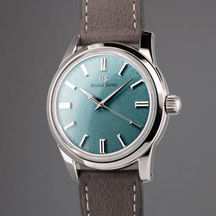 Grand Seiko - SBGW275 37mm limited edition of 140 pieces full set