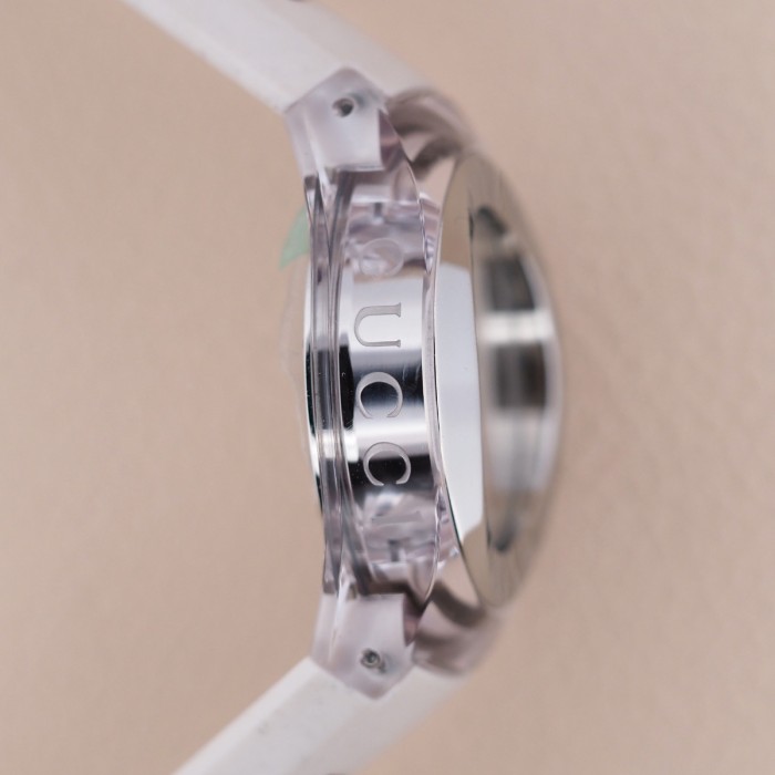 Gucci - Sync Quartz Ref. 137.3