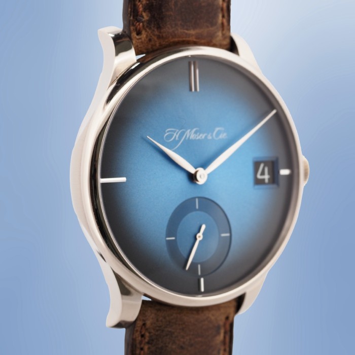 H. Moser & Cie -  Venturer Big Date White Gold Manual Winding " Purity Funky" Blue Fumé Dial Full Set Circa 2018 Ref. 2100-0203