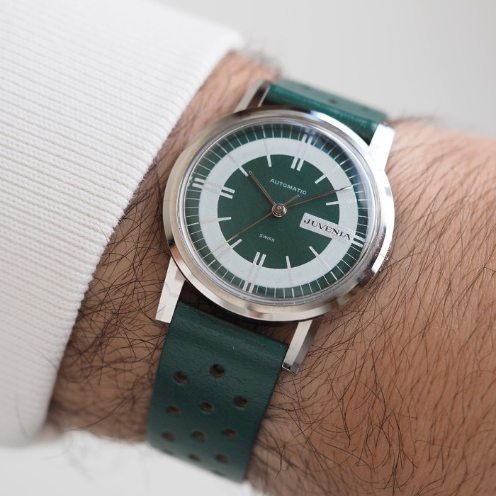 Juvenia - Vintage Racing Green Automatic Circa 1970 