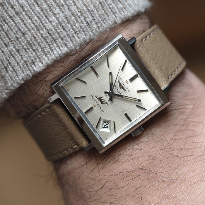 Longines - Ultra Chron Square 30x37mm Circa 1970 Ref. 7829-6