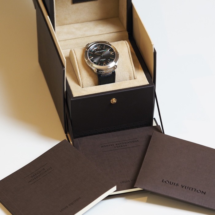 Louis Vuitton - Fifty Five GMT Automatic Full Set Circa 2015 Ref. Q6D30