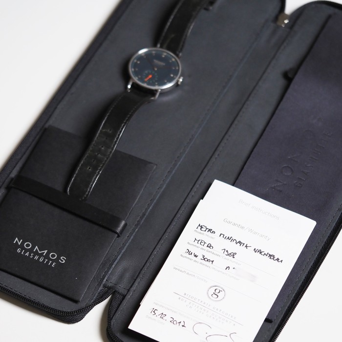 NOMOS Glashütte - Metro 1968 Neomatik Nachtblau Full Set Circa 2017 Ref. 1110