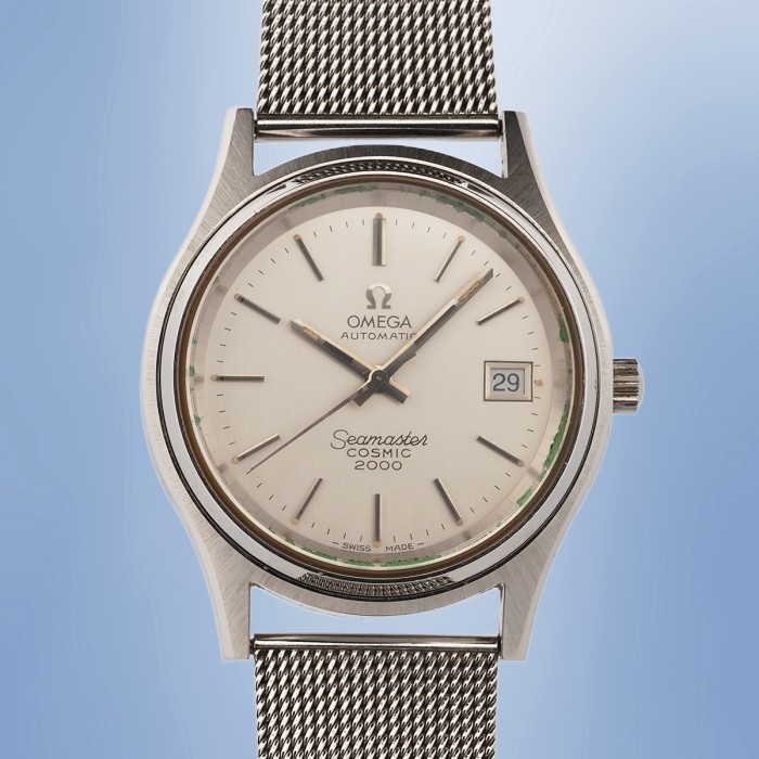 Omega - Seamaster Cosmic 2000 Automatic Date with original box, never worn