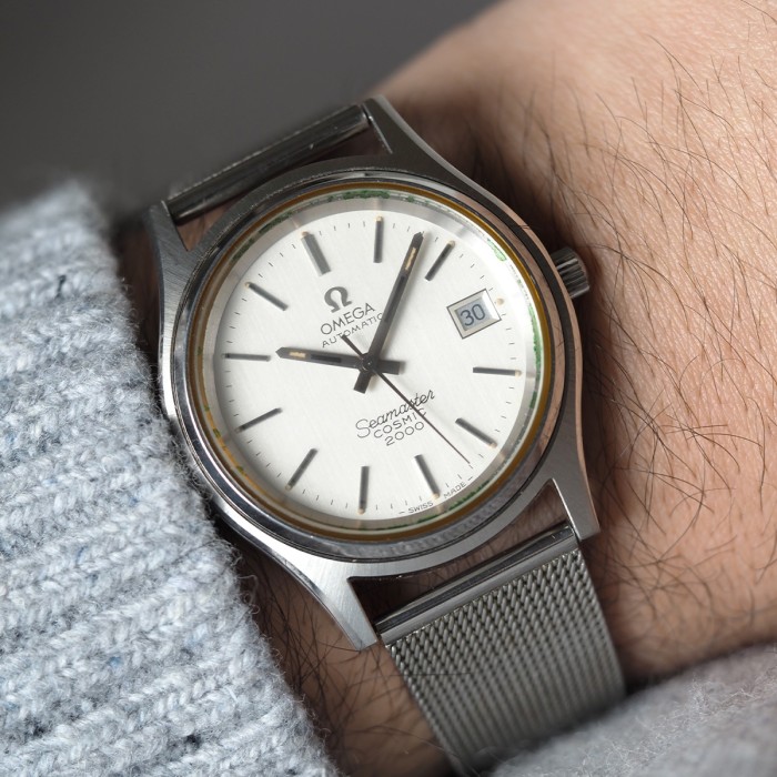 Omega - Seamaster Cosmic 2000 Automatic Date with original box, never worn
