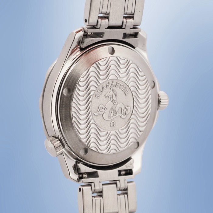 Omega - Seamaster 300M Circa 1999 Ref. 2552.20