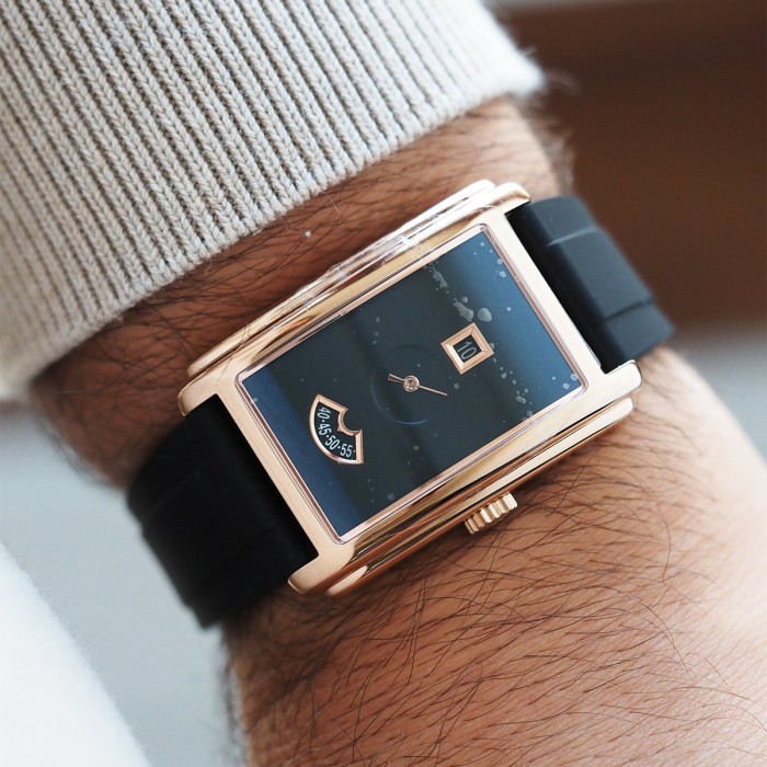 Omnis -  Initiale Sport Jump Hour Rose Gold Circa 2026 with box