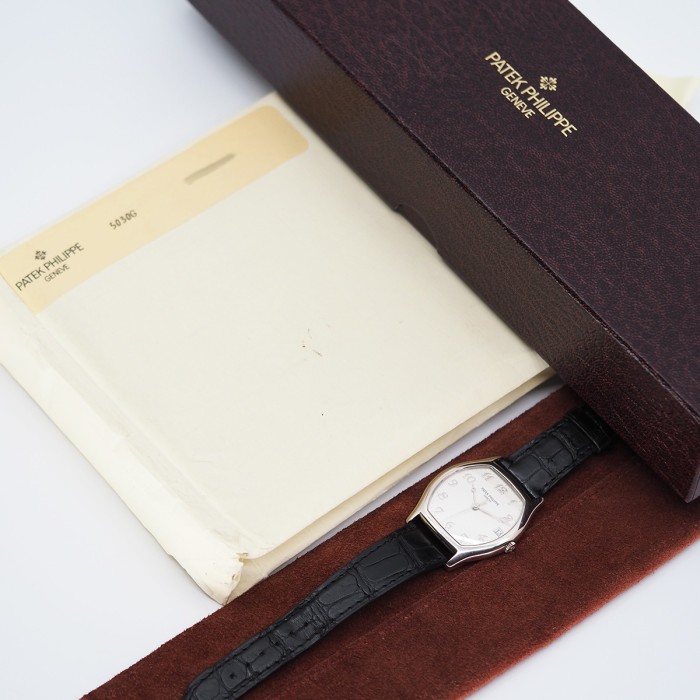 Patek Philippe - Gondolo Tonneau White Gold Cal. 315 SC Circa 1996 Complete Set Ref. 5030
