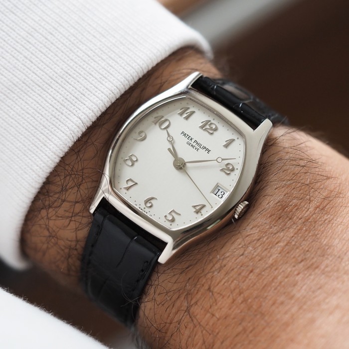 Patek Philippe - Gondolo Tonneau White Gold Cal. 315 SC Circa 1996 Complete Set Ref. 5030