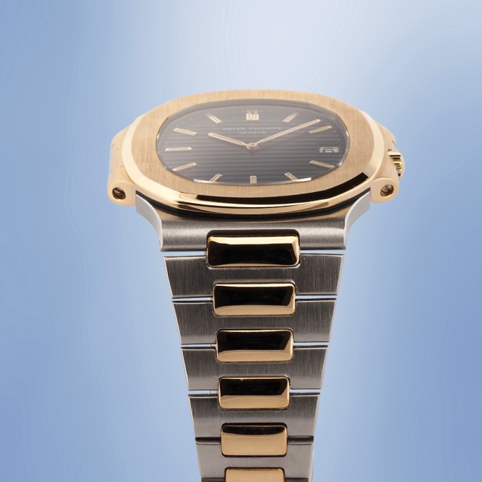 Patek Philippe - Nautilus Jumbo Ref. 3700/11 Two Tone from 1984 with extract of archives