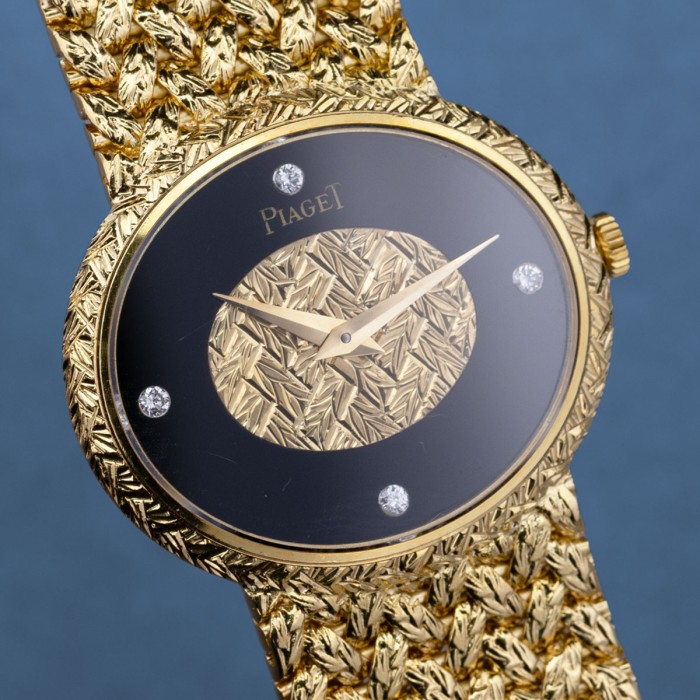 Piaget - Vintage Or 18ct Ref.9802 D2