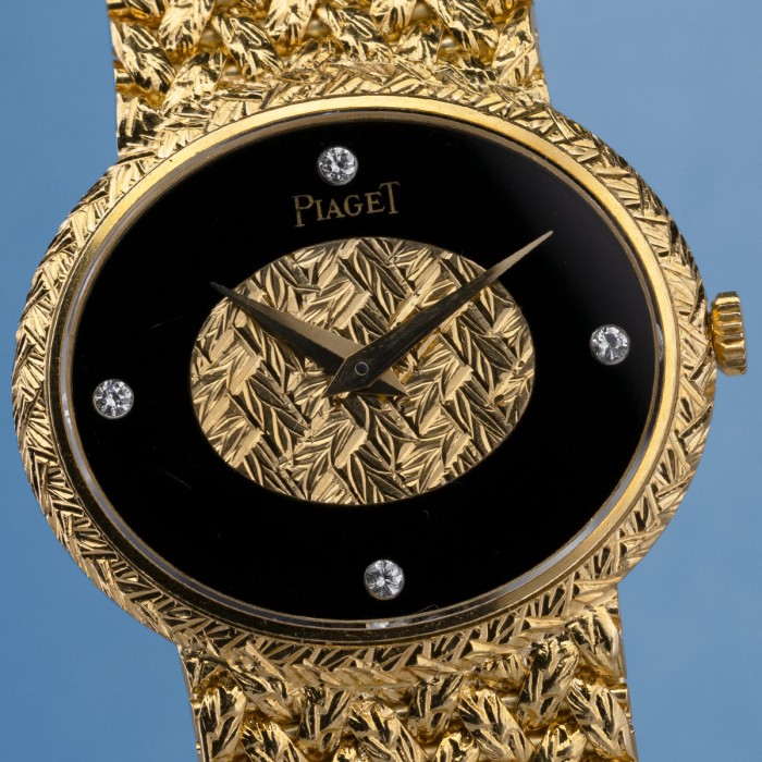 Piaget - Vintage Or 18ct Ref.9802 D2