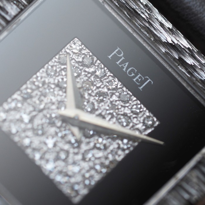 Piaget - Vintage Diamond & Onyx Dial White Gold 24mm Circa 1970 Ref. 9131C16