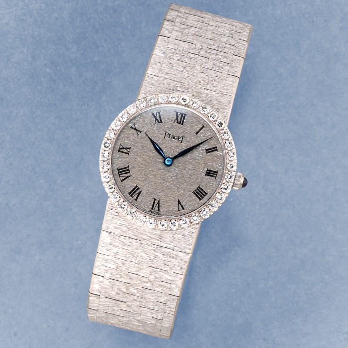 Piaget - Tradition Ref. 926 A6 in 18k white gold with diamonds