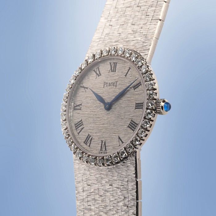Piaget - Tradition Ref. 926 A6 in 18k white gold with diamonds