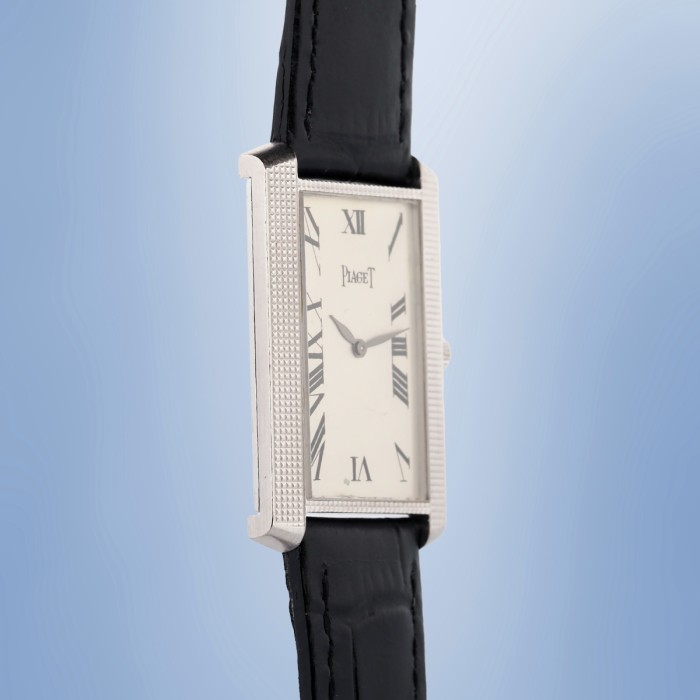 Piaget - Vintage Tank 18k White Gold Ref. 9214