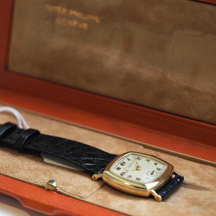 Patek Philippe - Cushion-Shape Breguet Numerals 18k Yellow Gold with box and extract from the archives