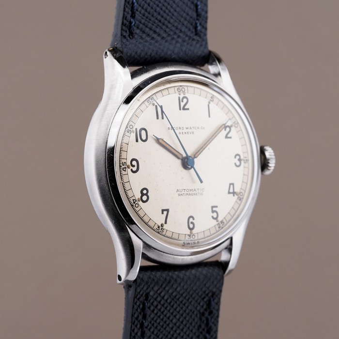 Record Watch Co. - Vintage Automatic Antimagnetic Bumper Cal. 162 Circa 1947