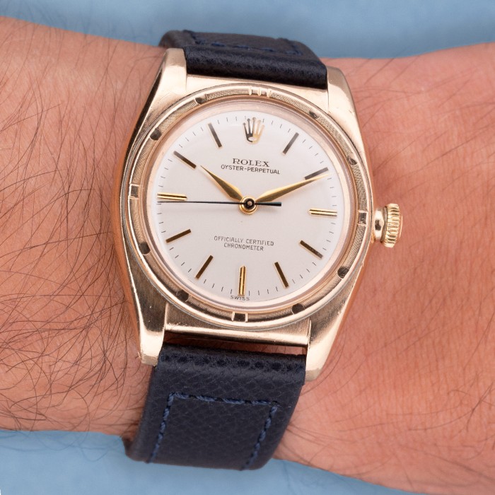 Rolex - Bubble back Ref. 5015 or 9k gold