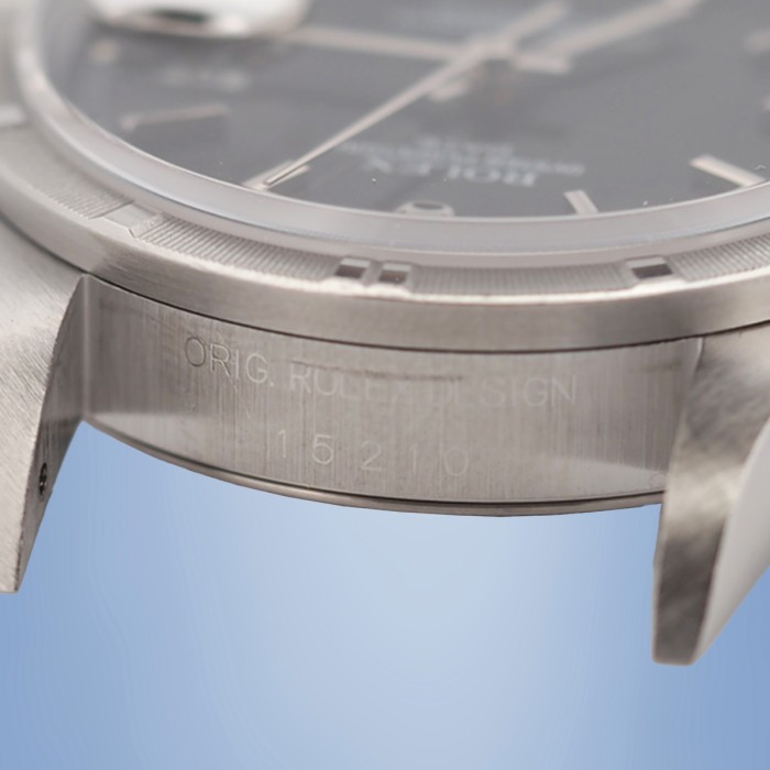 Rolex - Oyster Perpetual Date T Swiss T Ref.15210
