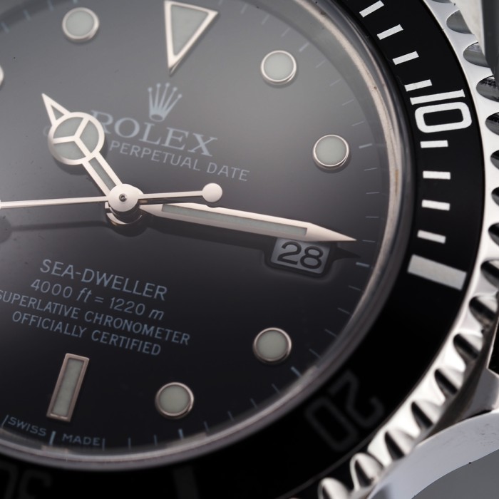 Rolex - Sea-Dweller Ref. 16600 Full Set from 1999