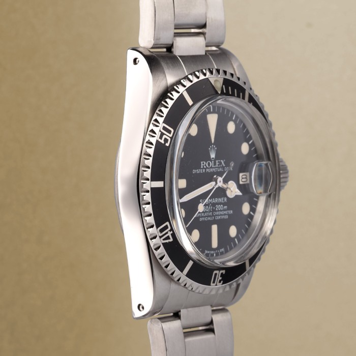 Rolex - Submariner Réf. 1680/0 from 1979 with box and service warranty