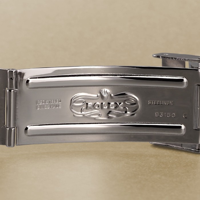 Rolex - Submariner Réf. 1680/0 from 1979 with box and service warranty
