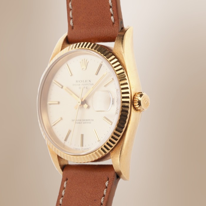 Rolex - Oyster Perpetual Date 18k Yellow Gold Circa 1988 Ref. 15238