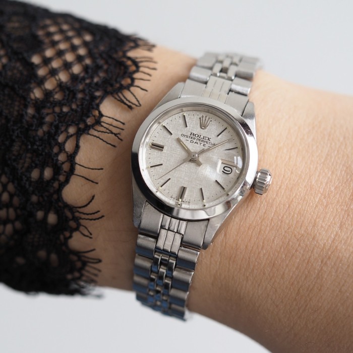 Rolex - Oyster Perpetual Date "Linen Dial" Circa 1972 Ref. 6916