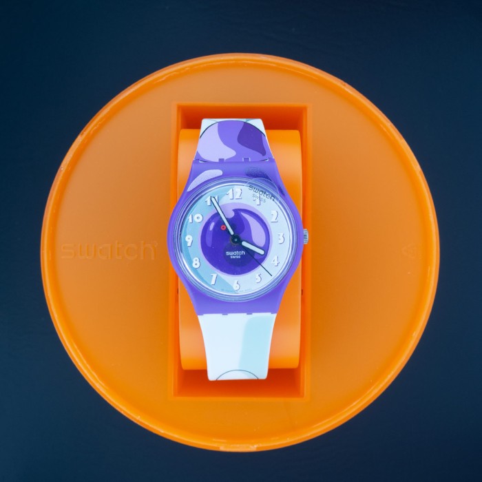 Swatch - Box of 8 Dragon Ball Z watches in Limited Edition